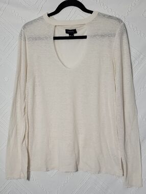Twenty Cream Long-Sleeve V-Neck Lightweight Tee